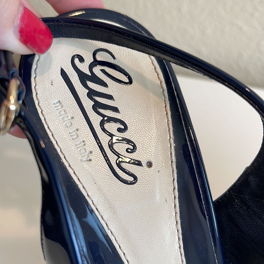 GUCCI Vitello Vernice Soft Blu Pumps - Picture 5 of 16